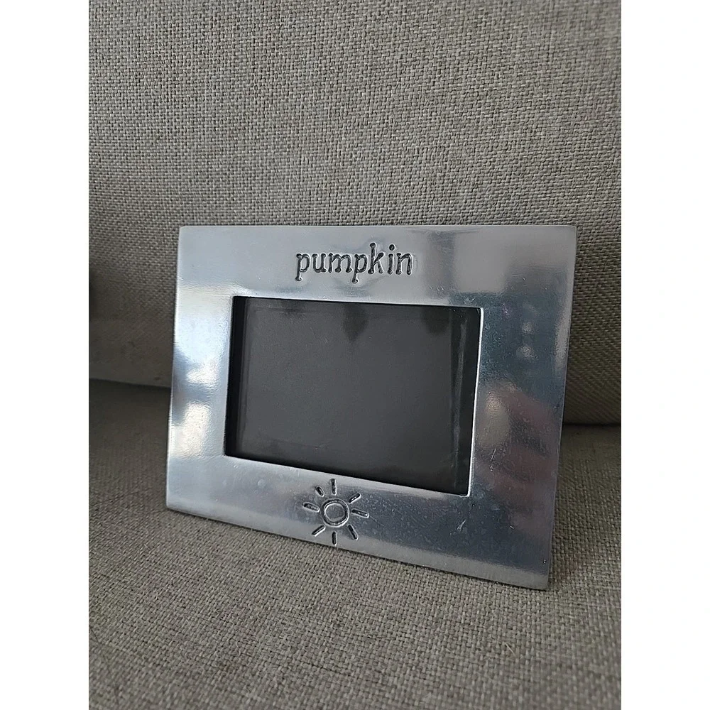 Engraved Silver Plated Metal Picture Frame Pumpkin‎ Sun Motif Harvest Fall Decor